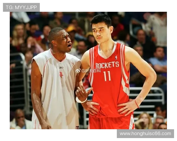 姚明领衔的火箭队与绿衫军的经典对决回顾与分析